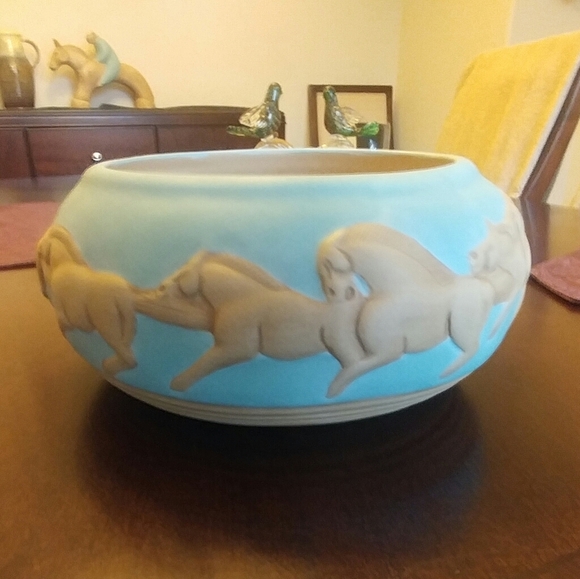 Authentic Navajo Artist Jack Black Ceramic Bowl - Picture 10 of 11